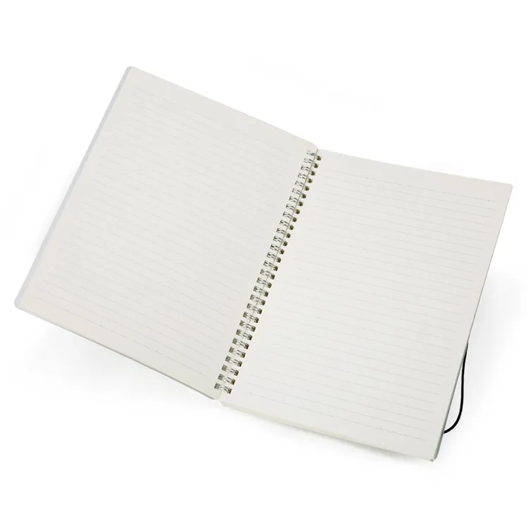 Caderno B5 Plástico