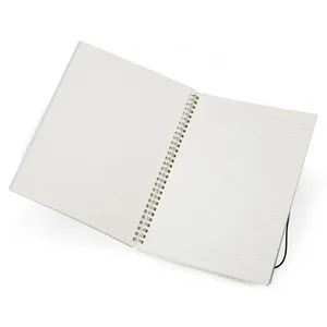 Caderno B5 Plástico