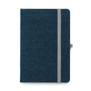 DENIM. Caderno A5 em tecido tipo jeans com folhas pautadas-93594