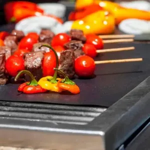 KIT PARA CHURRASCO COM ESTEIRA GRILL - 5 PÇS