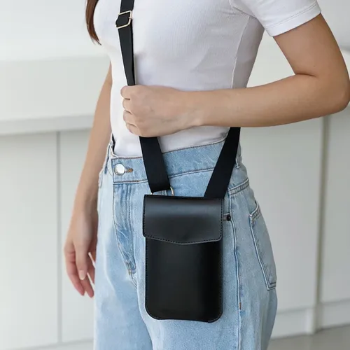 Bolsa Porta Celular em Couro Sintetico-AFK-772392