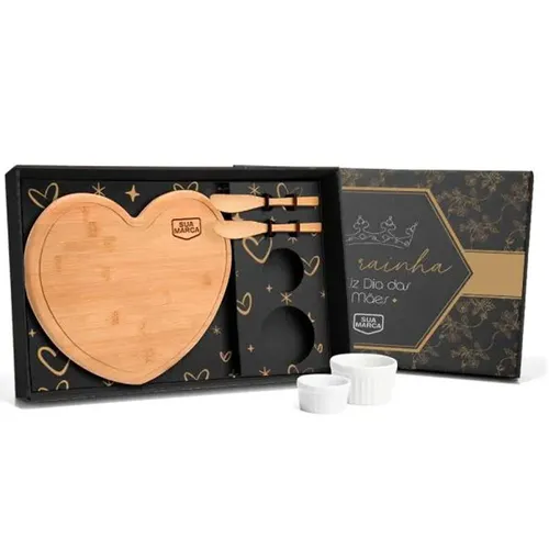 KIT PARA PETISCO COM TÁBUA EM FORMATO CORAÇÃO 5 PÇS-KT-90060
