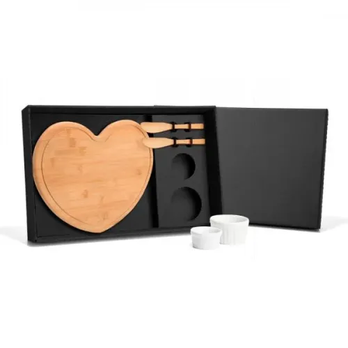 KIT PARA PETISCO COM TÁBUA EM FORMATO CORAÇÃO 5 PÇS-KT-90060