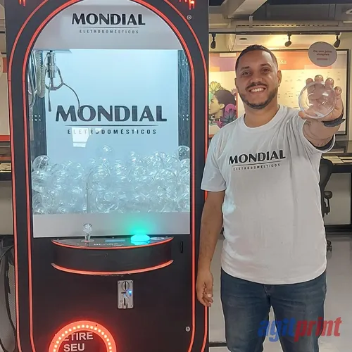 Máquina com Garra de Brindes com Monitor-AG1022