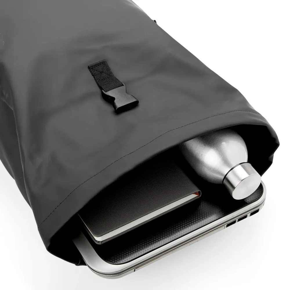 Mochila de Couro Sintético 26 Litros 