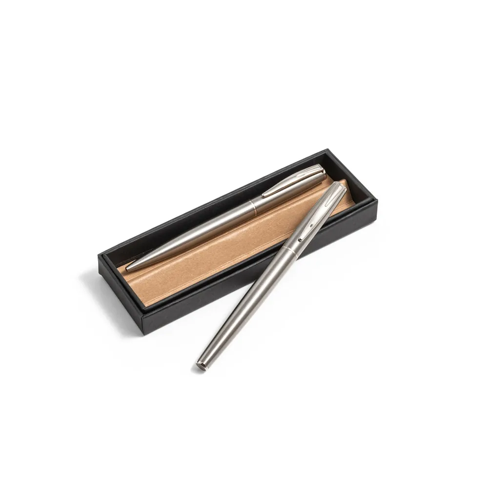 ELLA. Conjunto de roller e esferográfica com corpo em aço inoxidável (53% reciclado) e clip