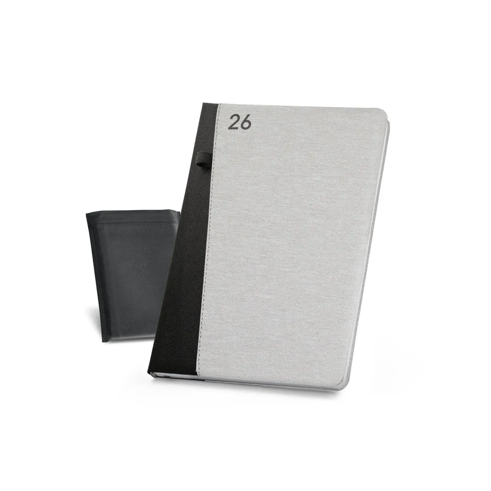 LARSSON B5. Agenda B5 em PET reciclado (100% rPET)