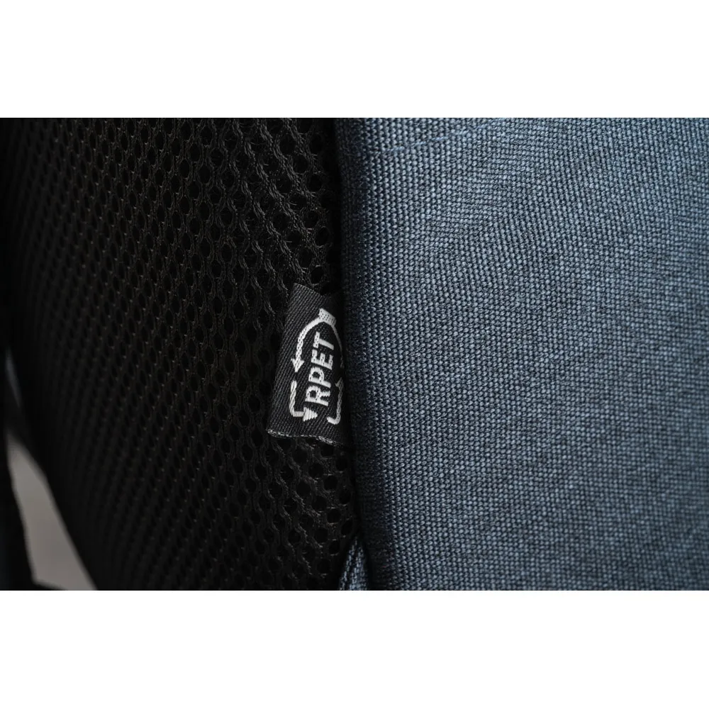 REPURPOSE BACKPACK. Mochila para notebook 15 6  em poliéster reciclado 600D de alta densidade