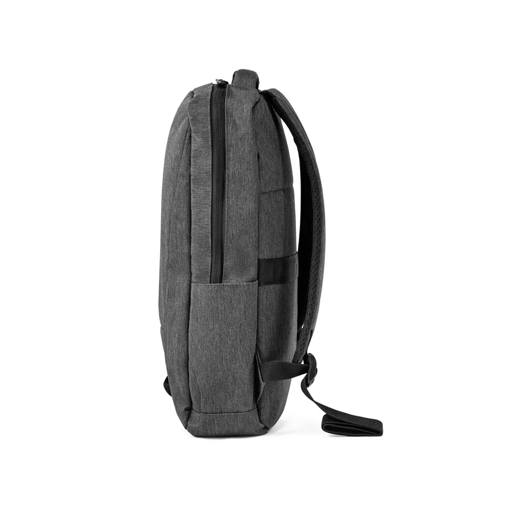 VERONA. Mochila para notebook 15 6  em 900D