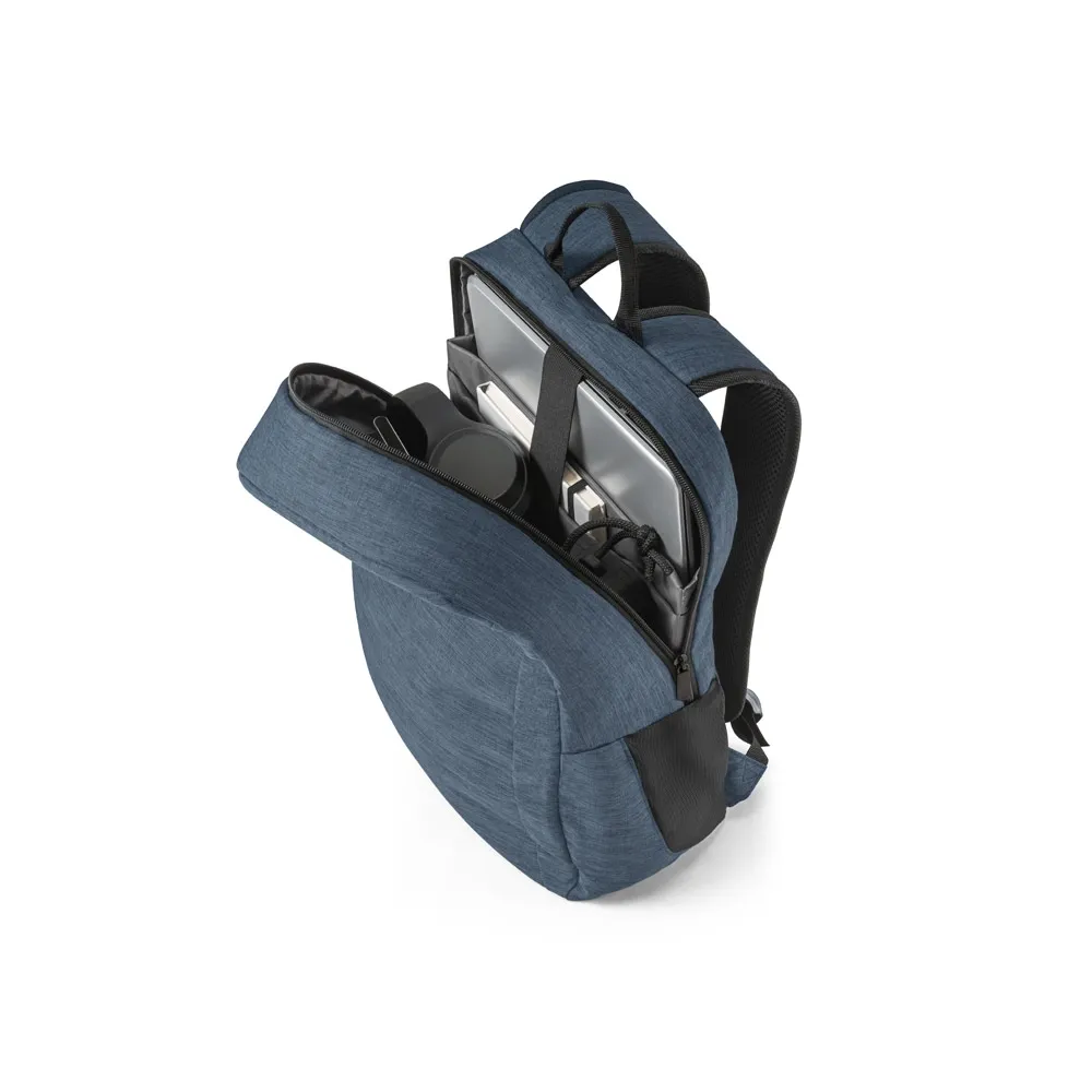 BUSINESS. Mochila para notebook 15 6  em poliéster reciclado 300D 18 L