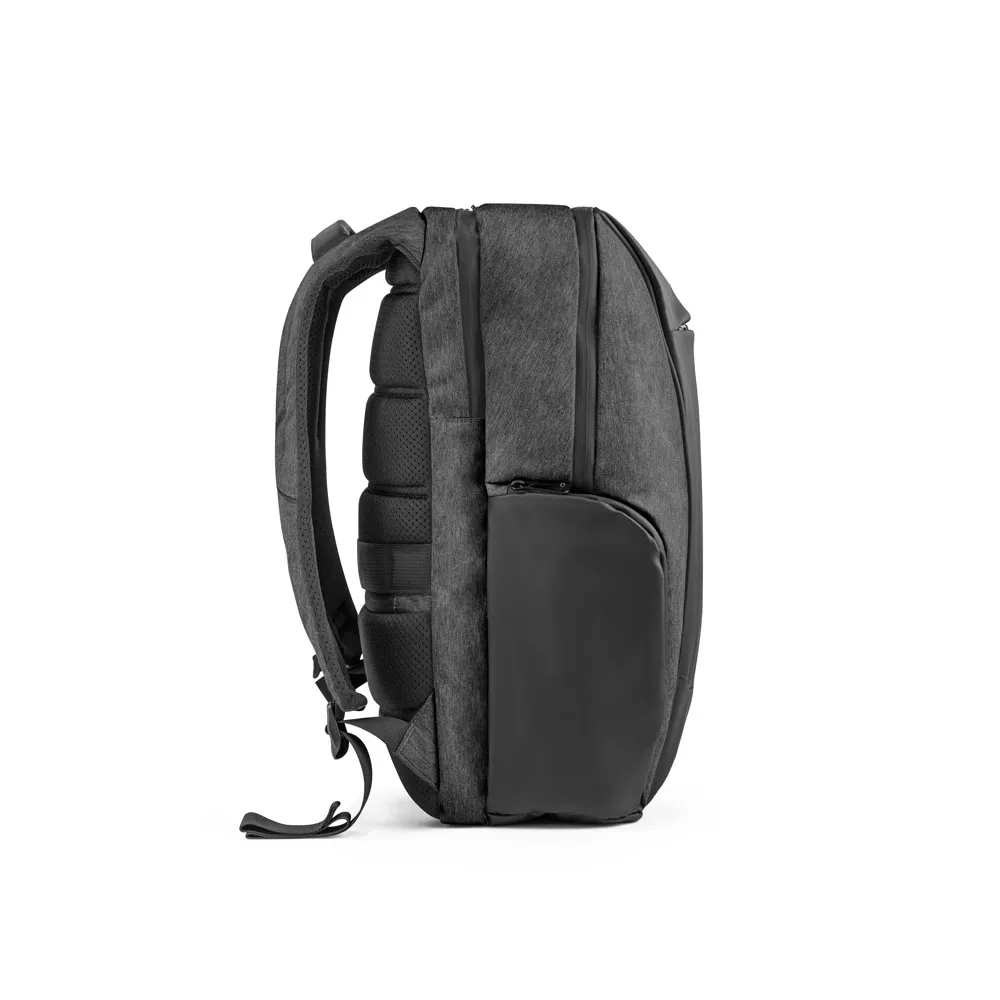 LYON. Mochila para notebook 17  em 900D e Tarpaulin 30 L