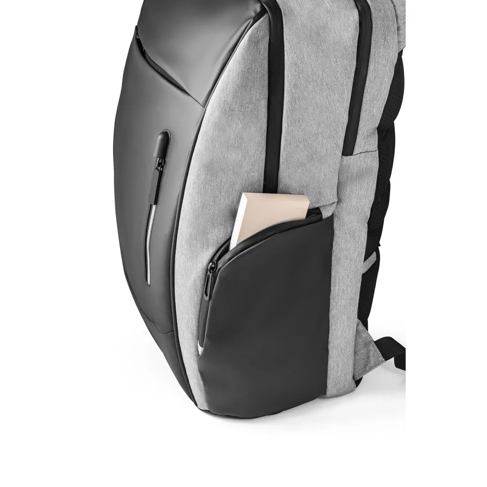 LYON. Mochila para notebook 17  em 900D e Tarpaulin 30 L