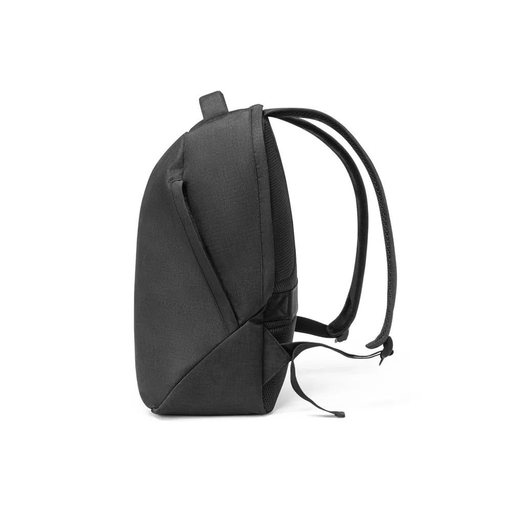 AUCKLAND. Mochila com sistema antiroubo para notebook 15 6  em 600D e ripstop 17 L