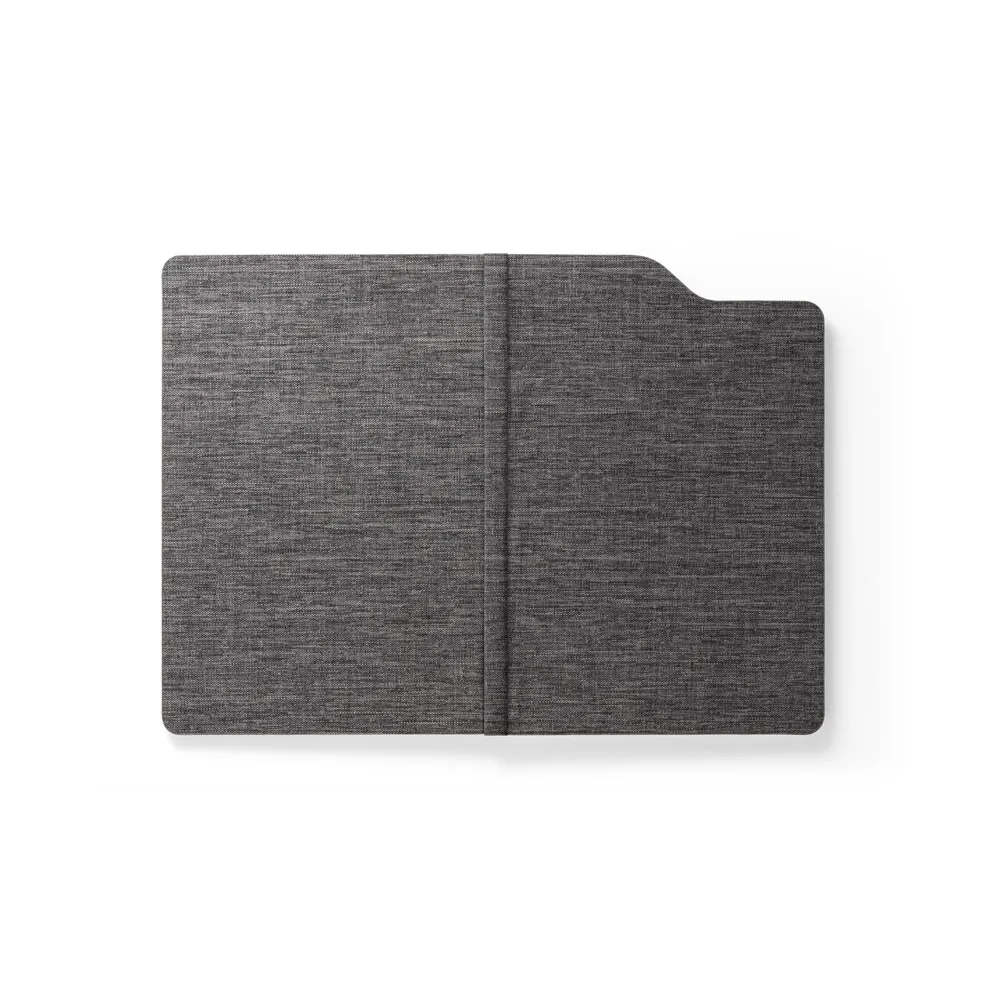 LOBATO. Caderno A5 de capa dura em tecido PET 100% reciclado com 160 páginas pautadas recicladas