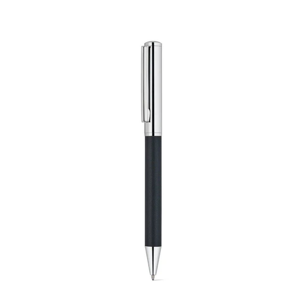 GARRETT. Conjunto composto por 1 caneta esferográfica e 1 caderno, em PU e aço inox