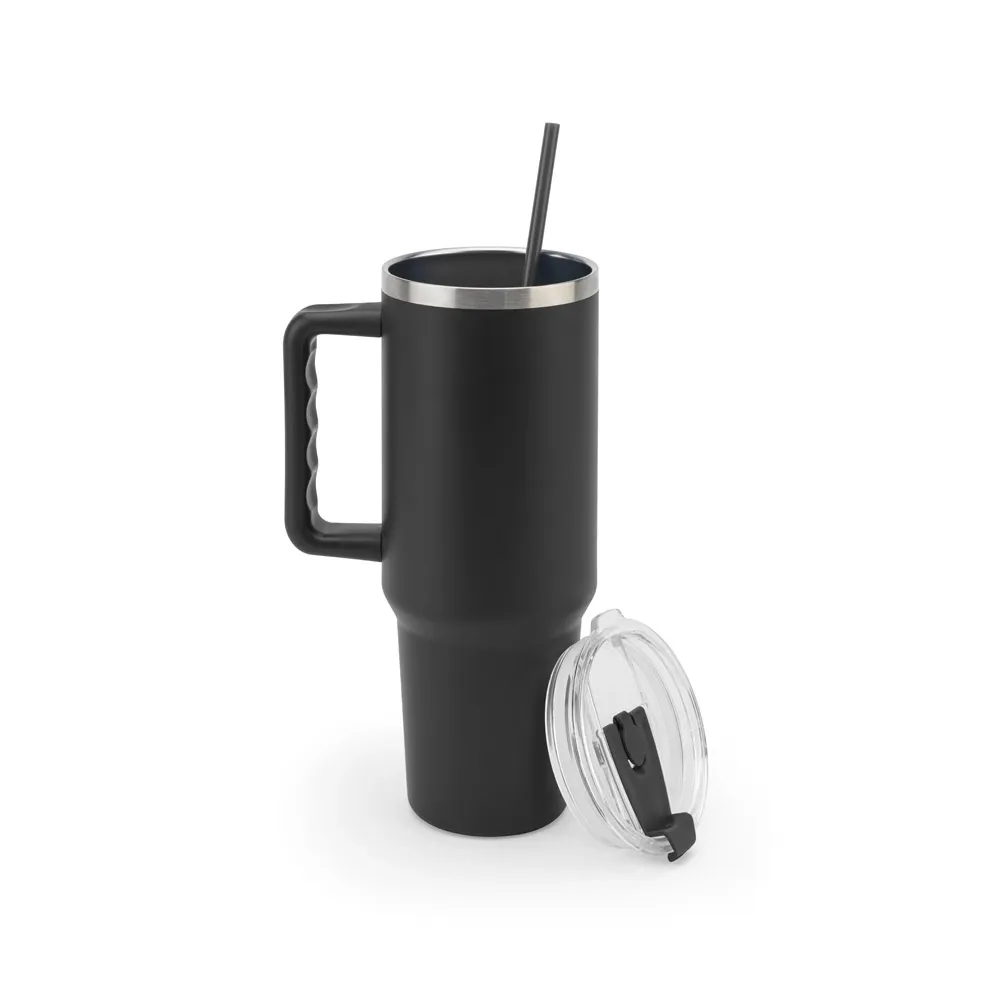 JOYNER XL. Copo de viagem de grande dimensão em aço inoxidável 91% reciclado com parede dupla isolada a vácuo e acabamento em mate 1300 mL