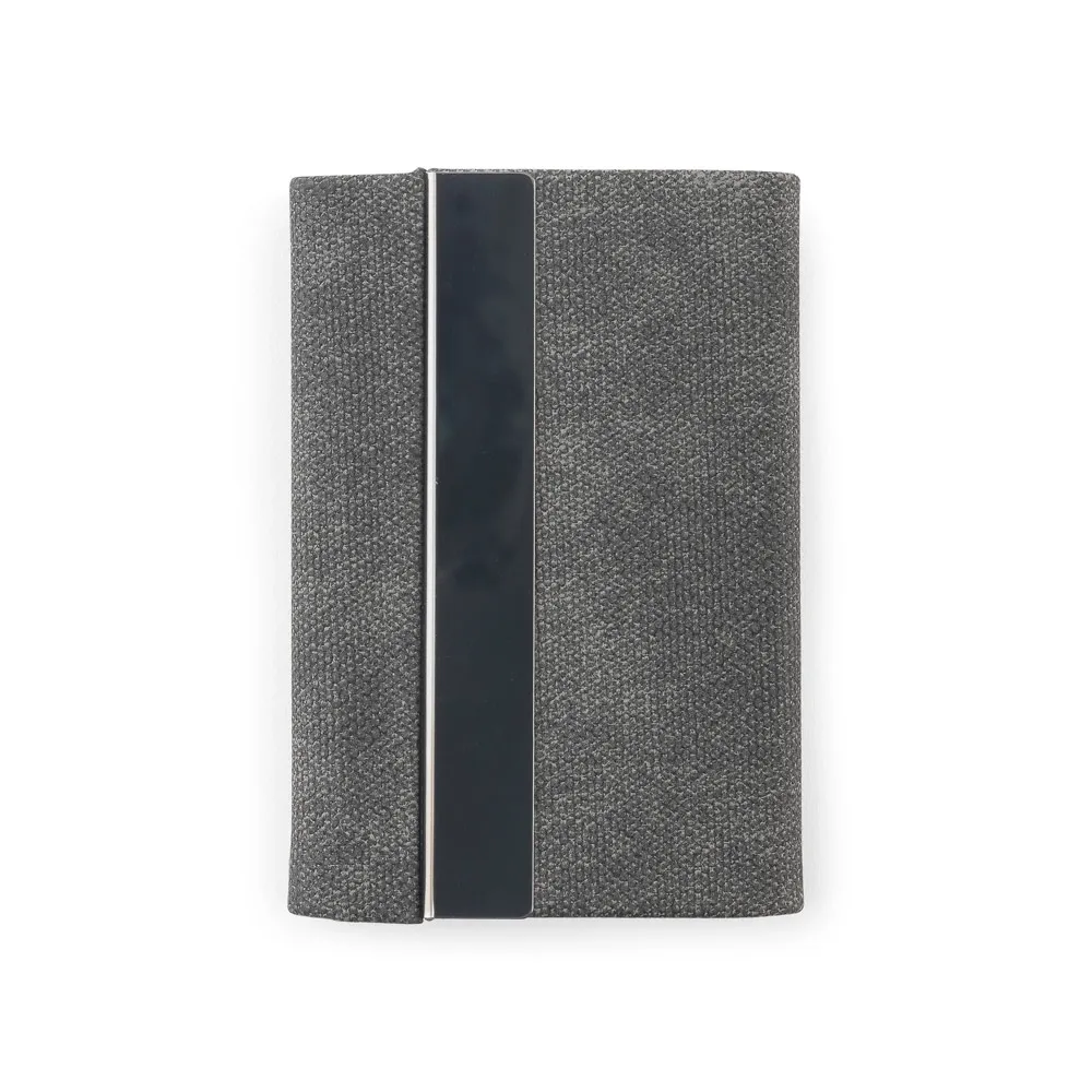 VAUGHN. Conjunto composto por um porta-cartões e chaveiro, ambos em metal e poliéster reciclado (30% rPET)