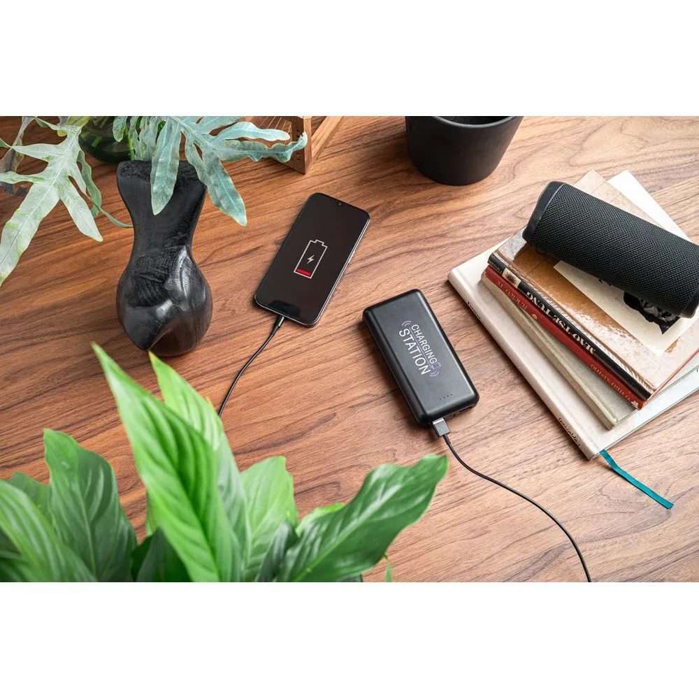 LEAKEY 20. Bateria portátil em ABS 100% reciclado e capacidade de 20 000 mAh