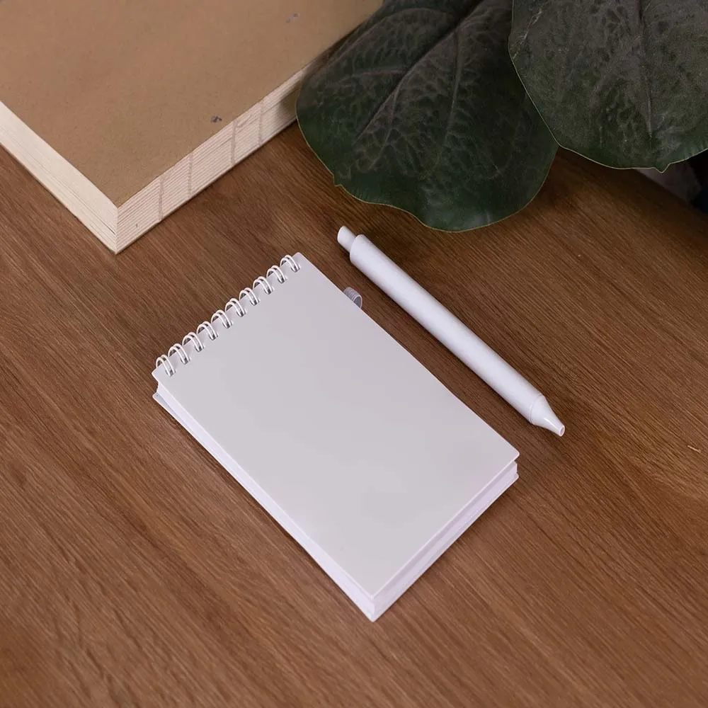 Mini Caderno Capa em PP c/ Caneta