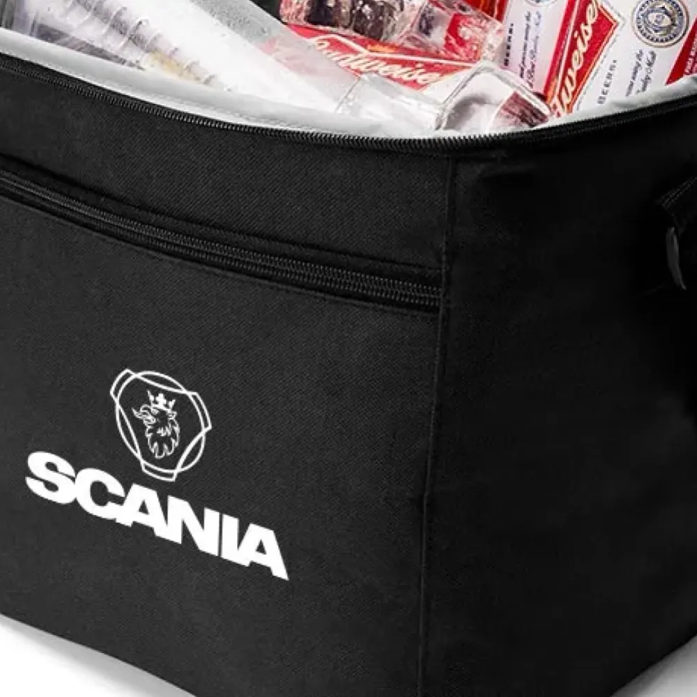 BOLSA TÉRMICA PRETA EM POLYESTER 600D/PEVA - 27X20X25CM