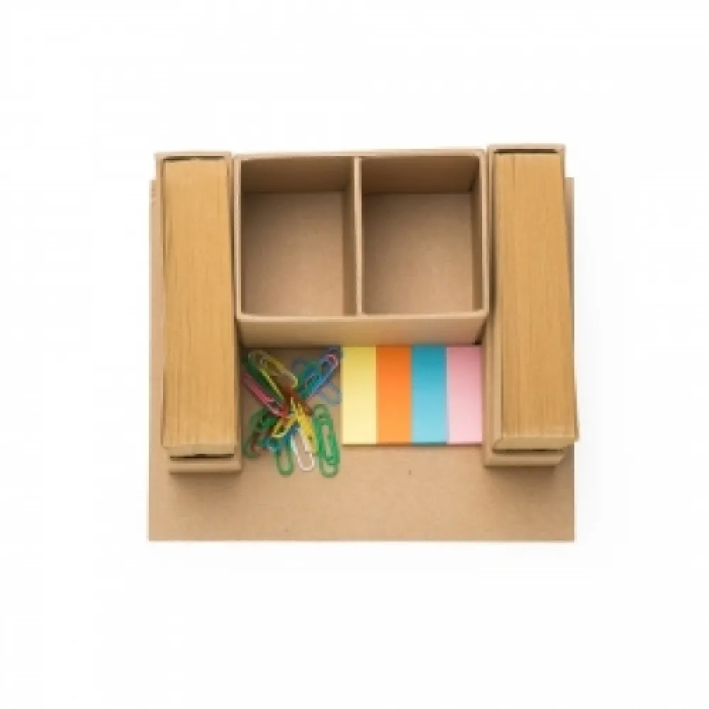 #Bloco de Anotações com Porta Caneta e Autoadesivos