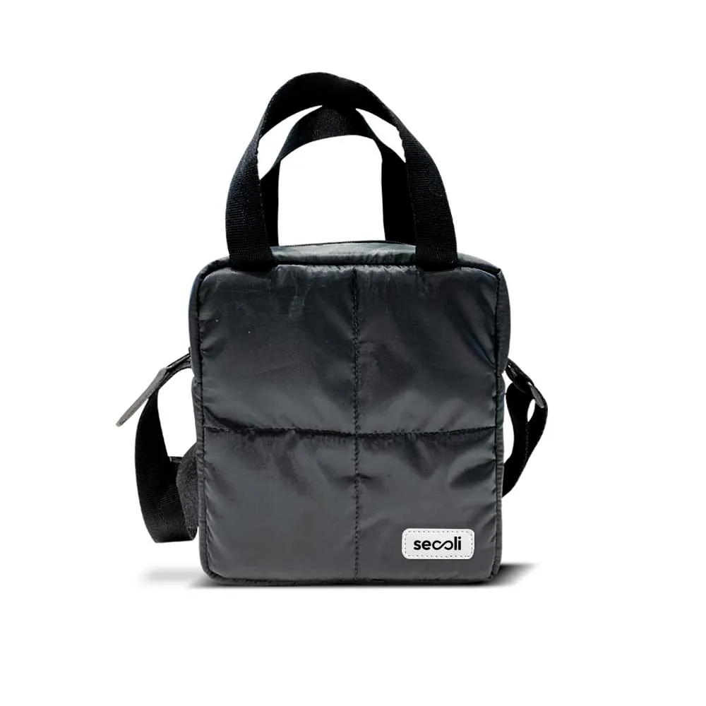 Bolsa Quadrada com Bolso Frontal e Alça Dupla