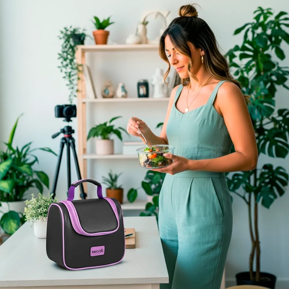 Bolsa Térmica com Detalhes - Elegante e Funcional