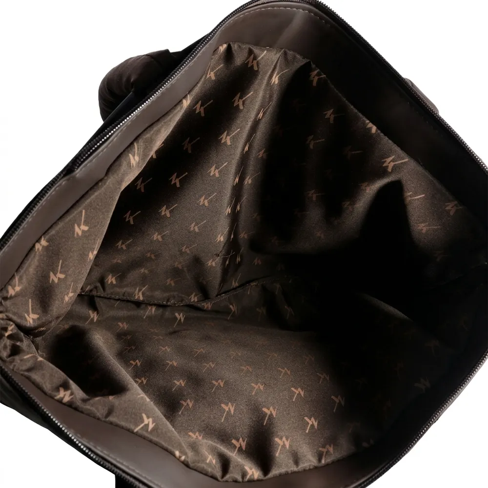 Bolsa Tote Bag Matelassê com Aba em Couro Sintético