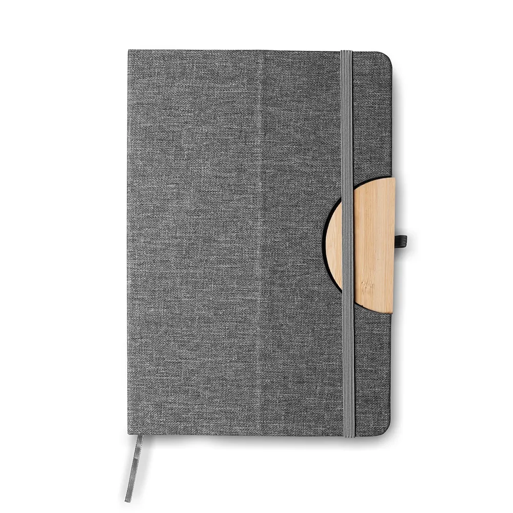Caderno A5 Capa em RPET e detalhe em Bambu