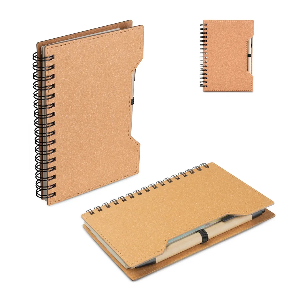 Caderno A6 capa em papelão reciclado com caneta