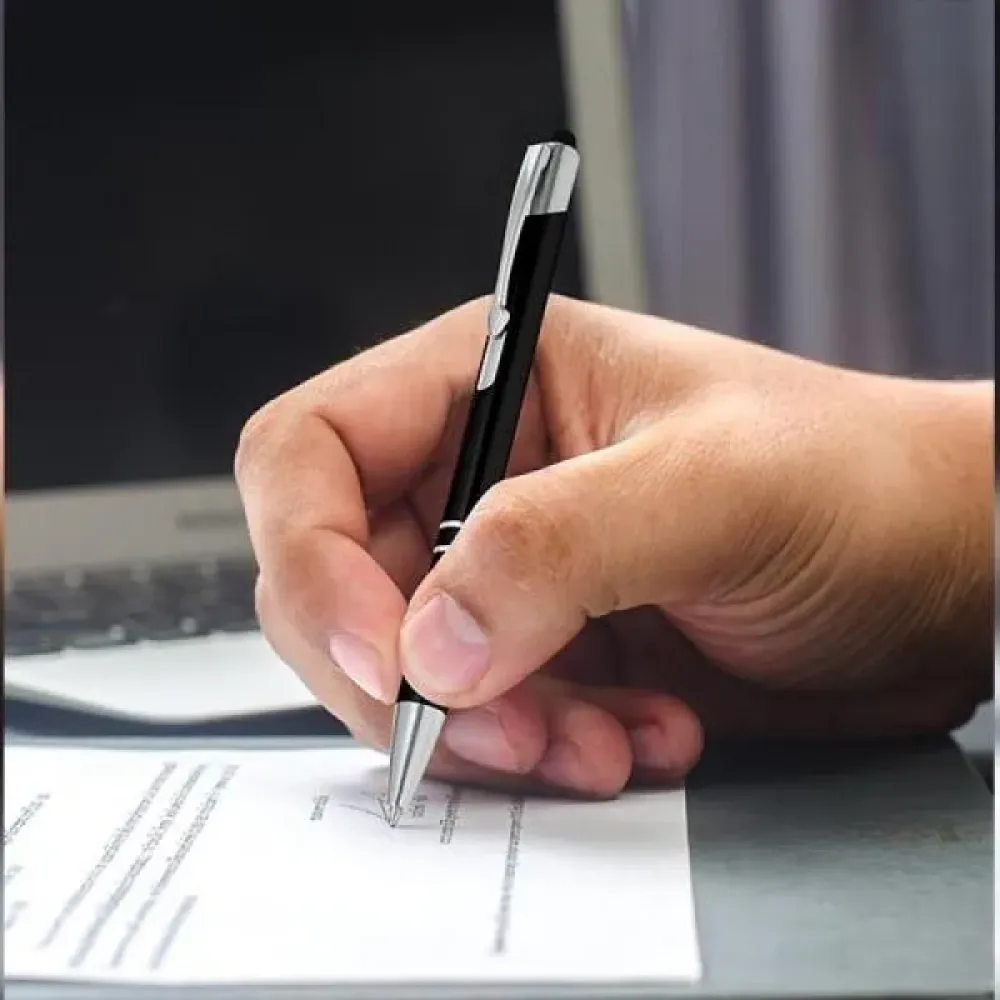 CANETA ESFERORÁFICA EM ALUMÍNIO COM PONTA TOUCH PRETA