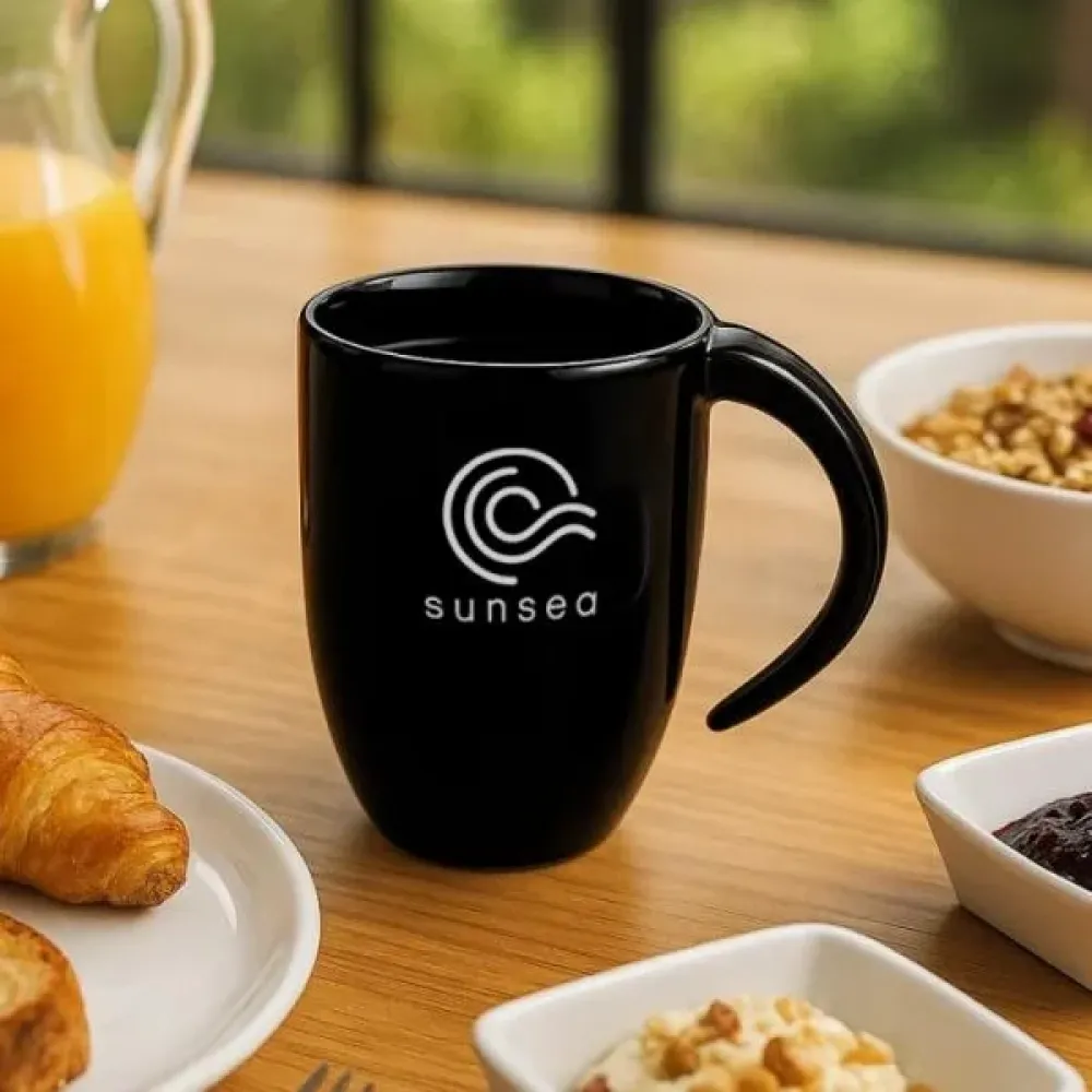 CANECA EM CERÂMICA PRETA - 350ML