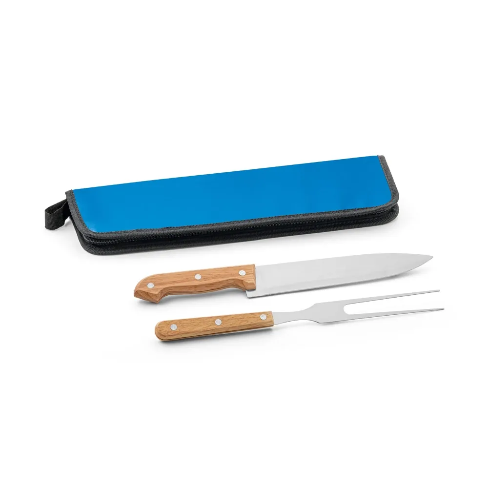 CUBAT. Kit churrasco em estojo em 210D com 2 utensílios em aço inox e madeira seringueira-94138