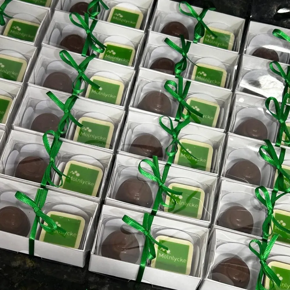 Caixa com 2 bombons personalizados-CXBB2