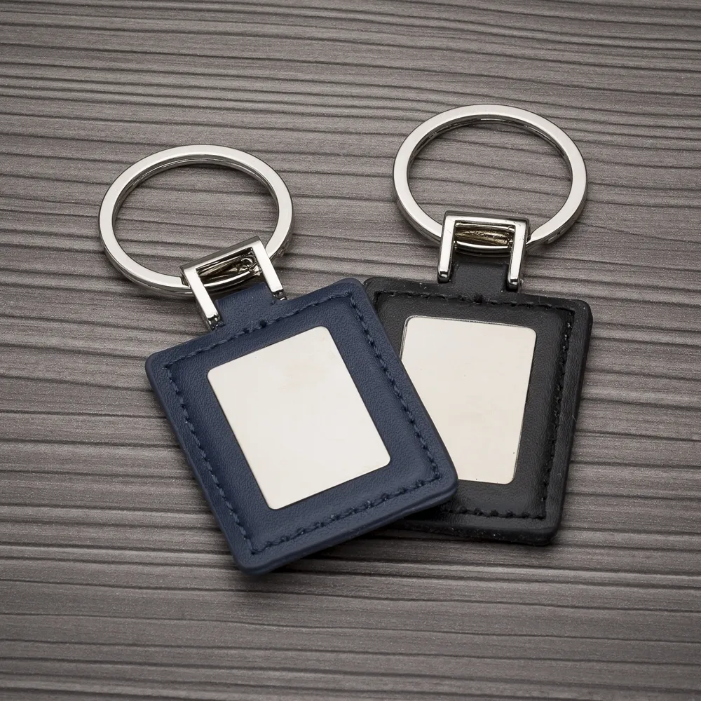 #Chaveiro Couro com Metal