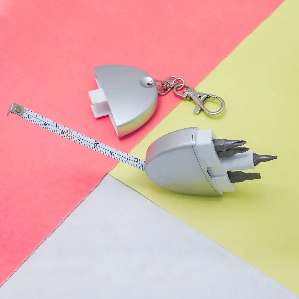 #Chaveiro Ferramenta 4 peças com Trena