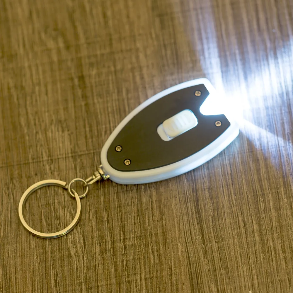 #Chaveiro Plástico Lanterna