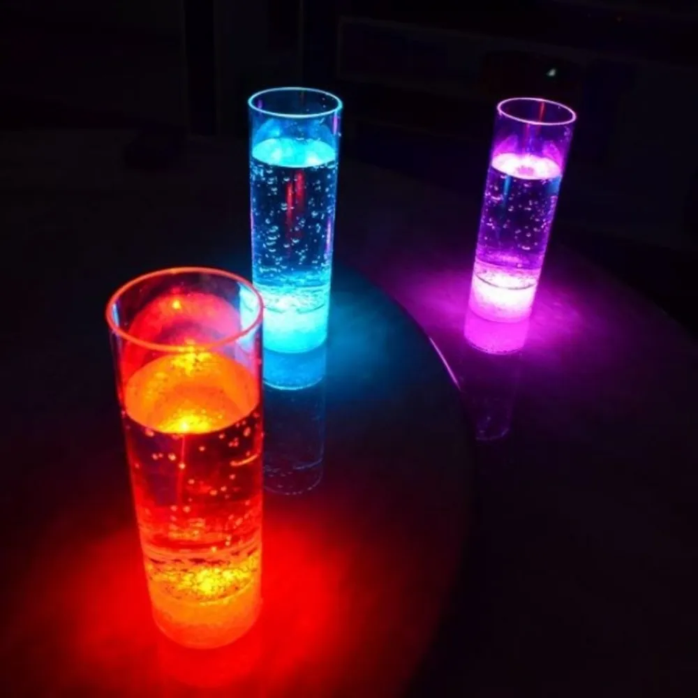 Copo 330ml com LED em Plástico PS cristal -CPLED1