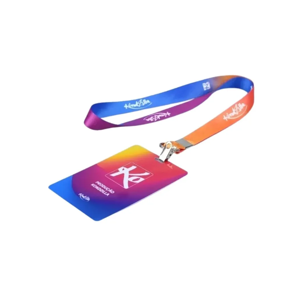  Credencial com cordão-CC01