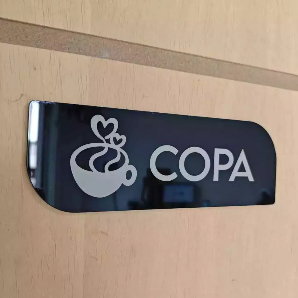 Display de porta de acrílico personalizado