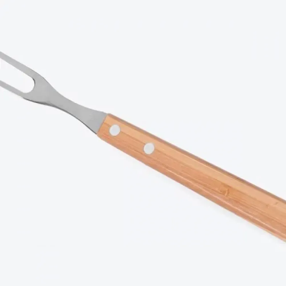 KIT DE FACAS COM TAMANHO 8 , 5  E GARFO - 3 PÇS