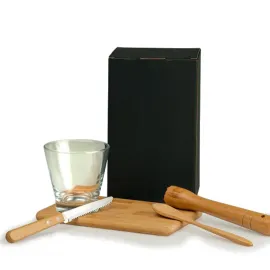 Imagem do produto KIT PARA CAIPIRINHA EM BAMBU COM TÁBUA E SOCADOR – 5 PÇS