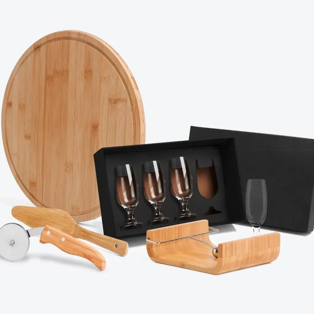 KIT PARA PIZZA EM BAMBU COM ACESSÓRIOS – 8 PÇS