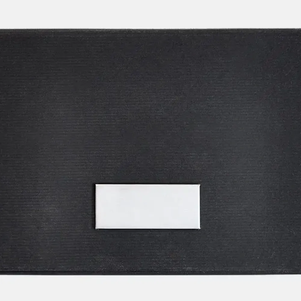 KIT PARA VINHO COM CAIXA EM PAPELÃO RÍGIDO PRETO - 3 PÇS