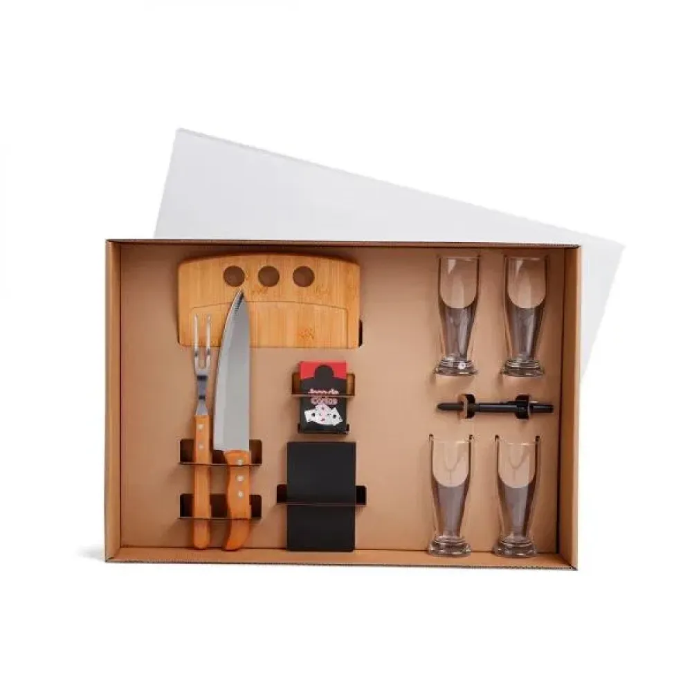 KIT CHURRASCO, CERVEJA E TRUCO - 10 PÇS - C/ JOGO DE BARALHO