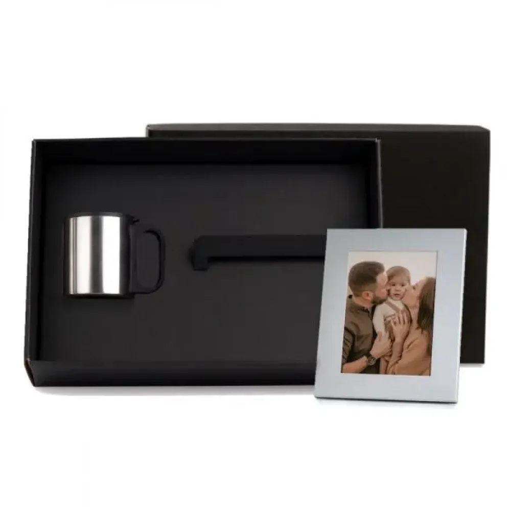 KIT CANECA EM AÇO INOX E PORTA-RETRATO EM ALUMÍNIO - 2 PÇS-KT-90264