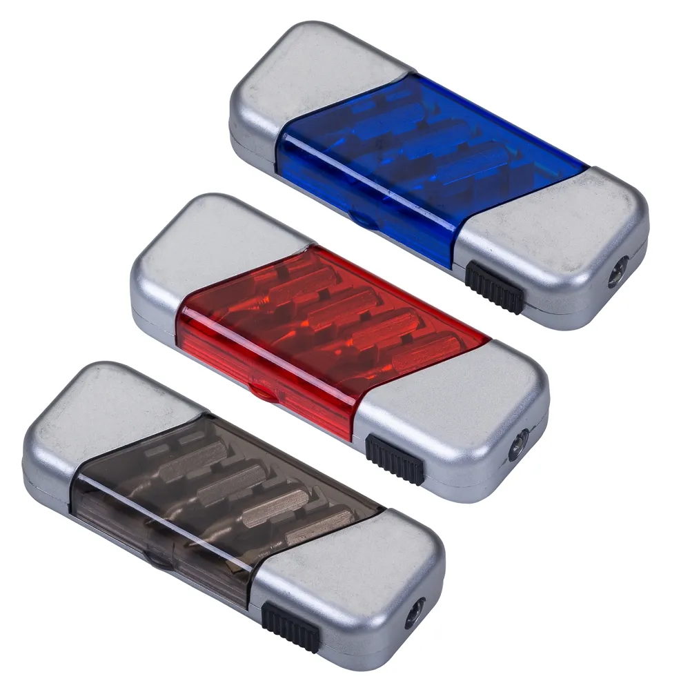 #Kit Ferramenta 4 peças com Lanterna