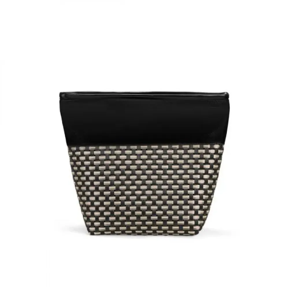 NECESSAIRE EM PVC E COURO SINTÉTICO - PRETO/XADREZ