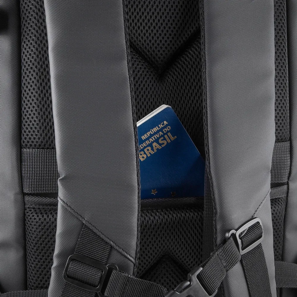 Mochila com Compartimento a Vácuo e Expansor