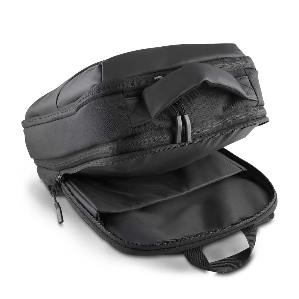 Mochila com compartimento a vácuo